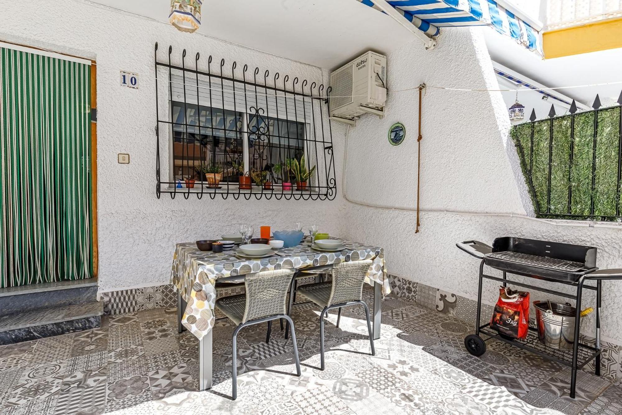 Casa Jansiver - 450M De La Playa, Centrica Pero Tranquila ลอสอัลกาซาเรส ภายนอก รูปภาพ